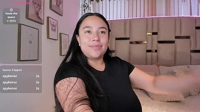 Zoey thompson online show from 03-16-26, 09:06