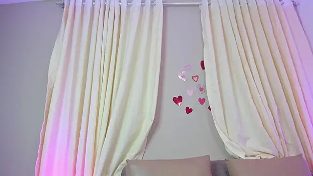 lucyy liiuu online show from 10-12-25, 11:06
