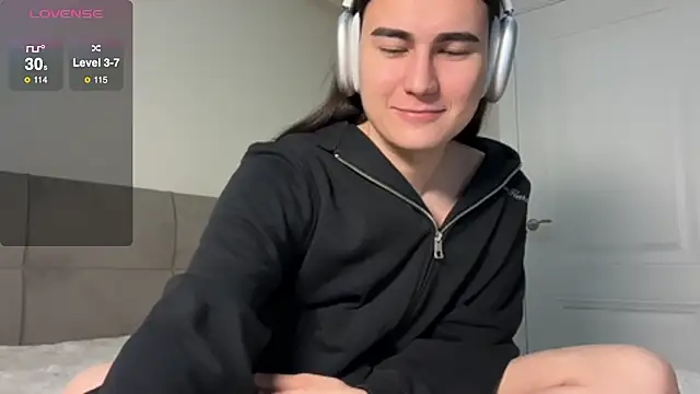 HeyAlena online show from 02-08-26, 07:55