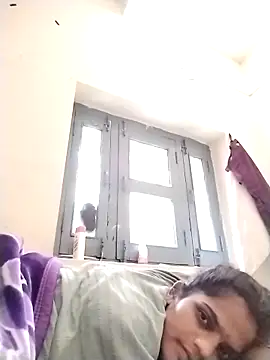 Sofia kuuu online show from 10-13-25, 05:53