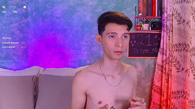 Snapshot of VicenteFerrer chatting on 10-02-25, 02:59 VicenteFerrer online show from 10-02-25, 02:59