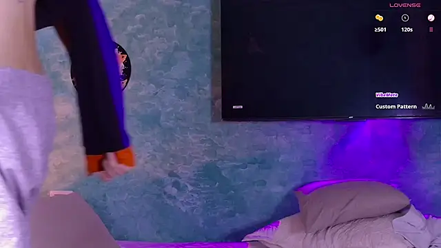 VicenteFerrer online show from 11-28-25, 08:09