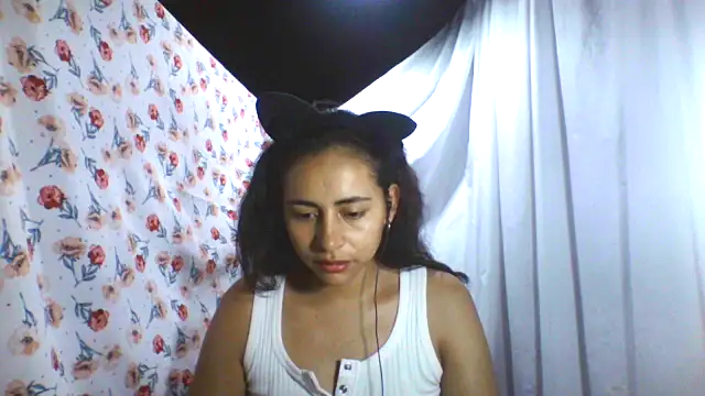 Anabelhotxx16 online show from 09-15-25, 03:07