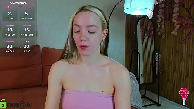 R0cket bunny online show from 06-10-26, 12:56
