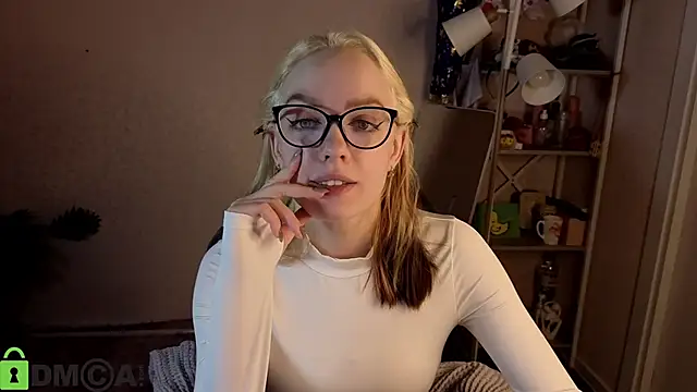 R0cket bunny online show from 04-13-26, 12:58