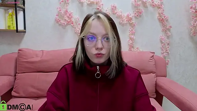 R0cket bunny online show from 12-03-25, 01:06