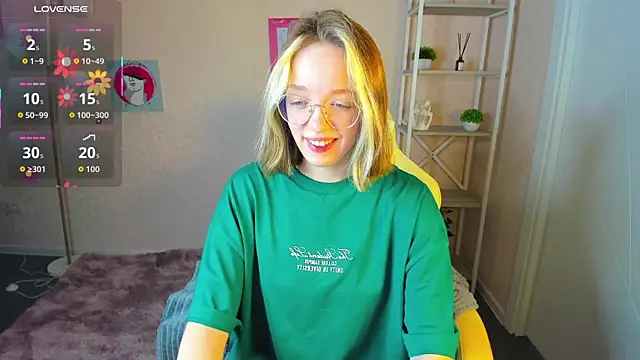 R0cket bunny online show from 09-24-25, 12:07