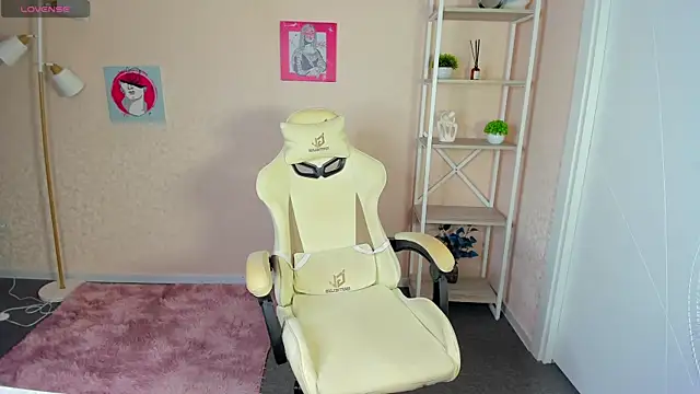 R0cket bunny online show from 09-26-25, 12:06