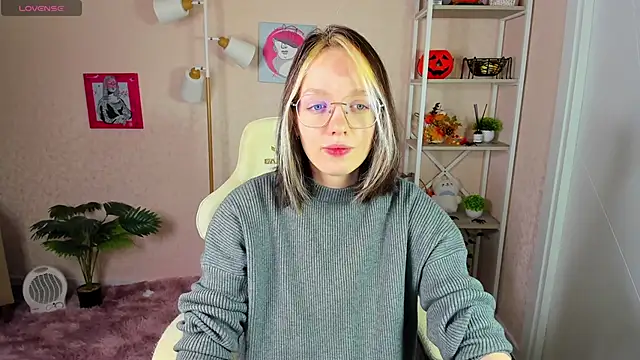 R0cket bunny online show from 11-21-25, 01:04