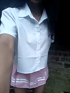 chau1 online show from 06-18-26, 10:37