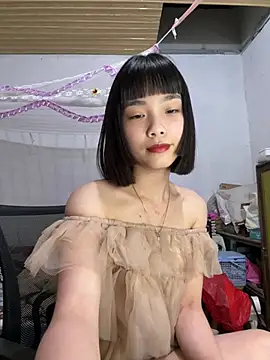 Snapshot of andymi1 chatting on 05-06-26, 01:59 andymi1 online show from 05-06-26, 01:59