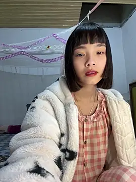 Snapshot of andymi1 chatting on 04-29-26, 02:27 andymi1 online show from 04-29-26, 02:27
