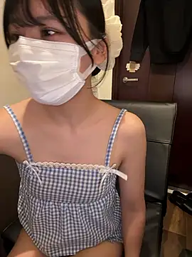 Snapshot of 0p-saki-p0 chatting on 10-17-25, 12:07 0p-saki-p0 online show from 10-17-25, 12:07