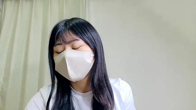 Snapshot of 0p-saki-p0 chatting on 07-07-26, 12:02 0p-saki-p0 online show from 07-07-26, 12:02