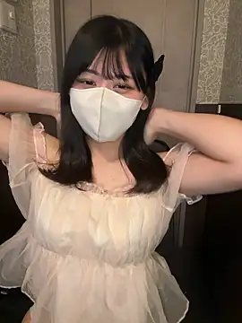 Snapshot of 0p-saki-p0 chatting on 09-21-25, 05:12 0p-saki-p0 online show from 09-21-25, 05:12