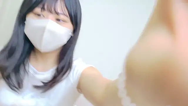 Snapshot of 0p-saki-p0 chatting on 07-08-26, 12:03 0p-saki-p0 online show from 07-08-26, 12:03