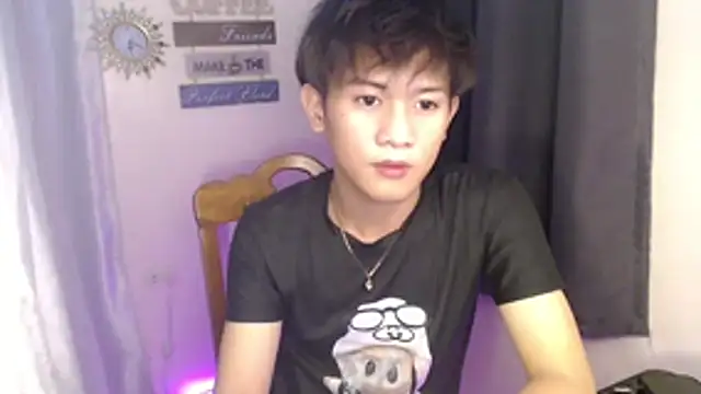 Snapshot of Asianjas chatting on 10-15-25, 04:59 Asianjas online show from 10-15-25, 04:59