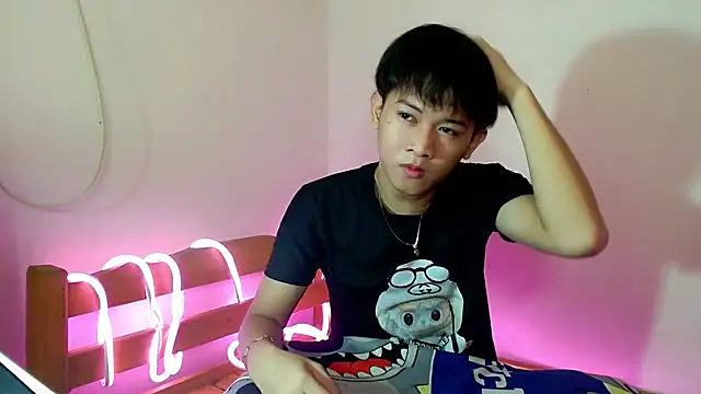 Snapshot of Asianjas chatting on 09-21-25, 11:32 Asianjas online show from 09-21-25, 11:32
