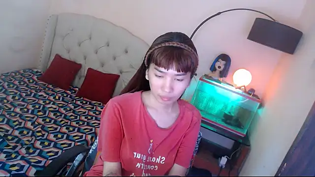 ShantalFoxxy  online show from 11-11-25, 01:22