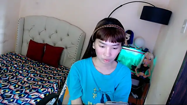 ShantalFoxxy  online show from 11-07-25, 06:40