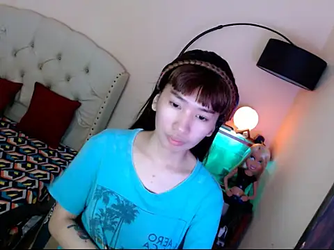 ShantalFoxxy  online show from 10-27-25, 11:33