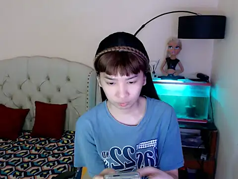 ShantalFoxxy  online show from 02-04-26, 01:00