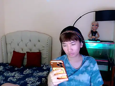 ShantalFoxxy  online show from 04-19-26, 01:12