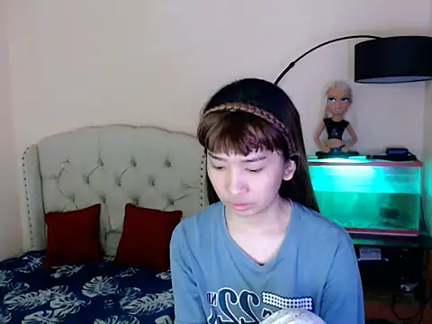 ShantalFoxxy  online show from 03-02-26, 12:22