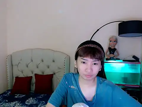 ShantalFoxxy  online show from 03-11-26, 01:10