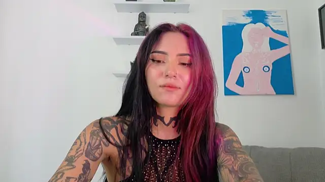 sara queen10 online show from 05-29-26, 02:12