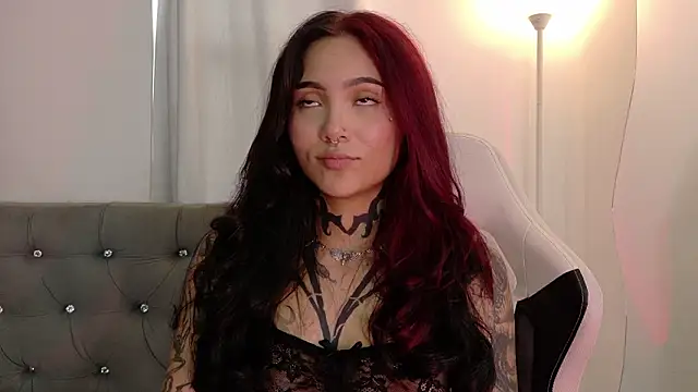 sara queen10 online show from 03-24-26, 08:31