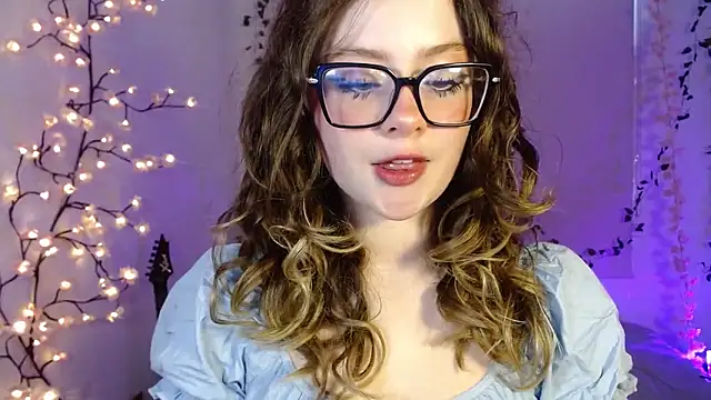 Lil bela online show from 09-20-25, 12:10