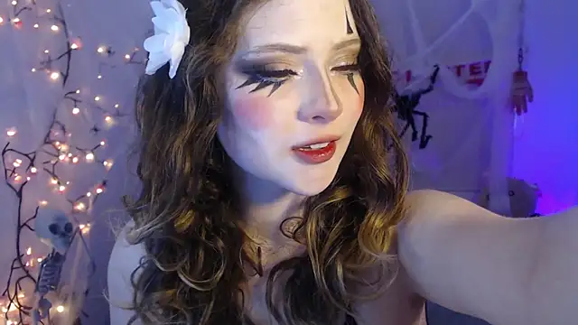 Lil bela online show from 10-30-25, 12:14