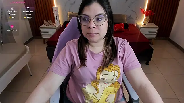 shasha bloom online show from 10-07-25, 03:13