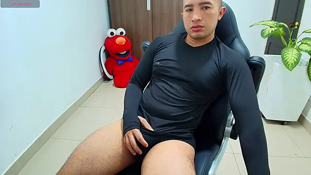 sebastian oconnor77 online show from 09-28-25, 12:45