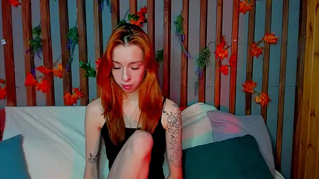 Lori Williams online show from 12-01-25, 01:28