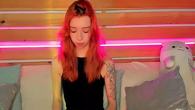 Lori Williams online show from 10-09-25, 01:06