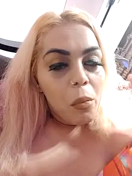 izauri2025 online show from 10-11-25, 05:52