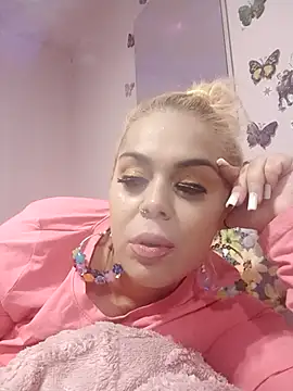 izauri2025 online show from 09-28-25, 03:41