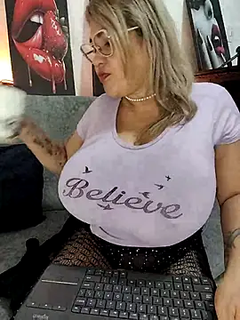 AlexxiaaMat online show from 02-07-26, 01:08