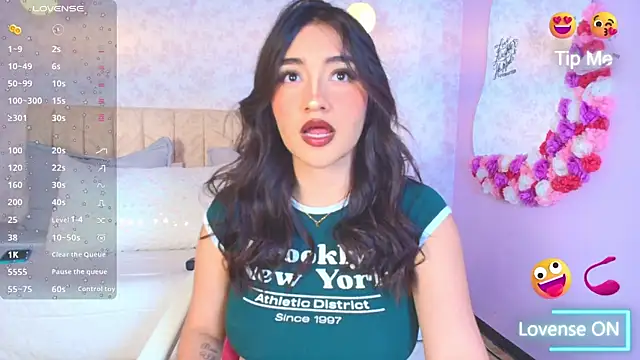 sweet artemiis online show from 10-09-25, 07:58