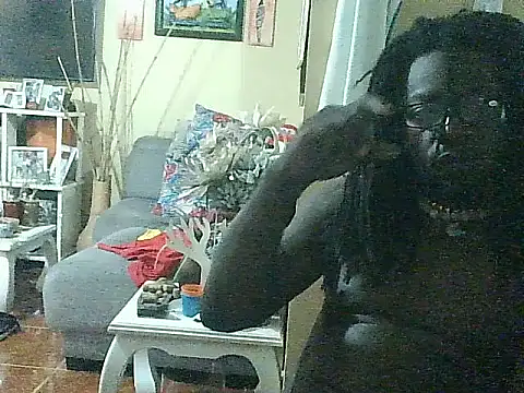 Snapshot of Blackpanther0115 chatting on 09-23-25, 06:04 Blackpanther0115 online show from 09-23-25, 06:04
