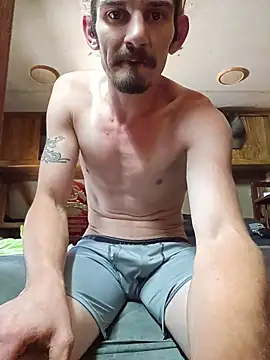 mike42088 online show from 06-15-26, 03:34