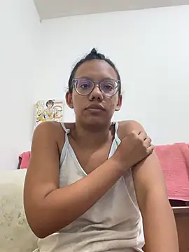 lilycurly online show from 03-11-26, 01:54