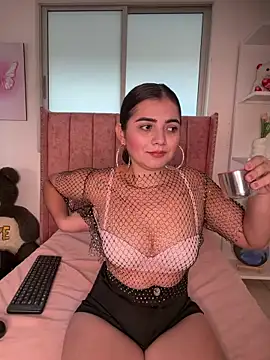 salomecute21 online show from 05-04-26, 11:13