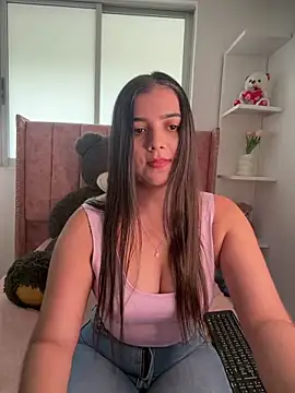 salomecute21 online show from 06-03-26, 11:44