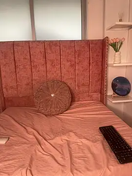 salomecute21 online show from 02-12-26, 11:32