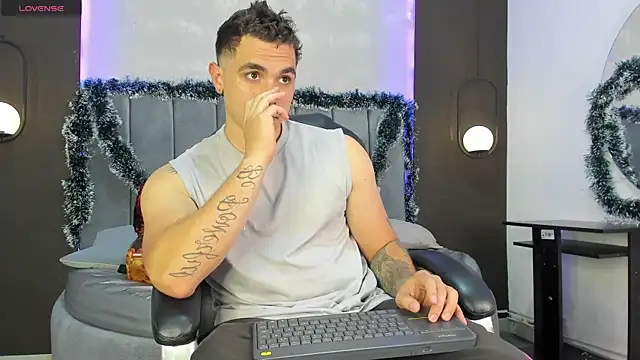 Liam walk  online show from 11-21-25, 10:31