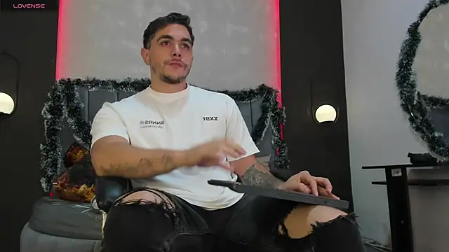 Liam walk  online show from 12-04-25, 11:15