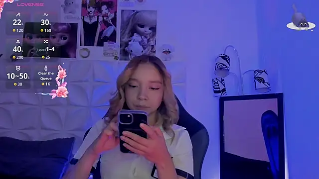 JuliethMoss online show from 11-10-25, 12:48